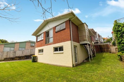 Photo of property in 5/28 Uxbridge Road, Mellons Bay, Auckland, 2014