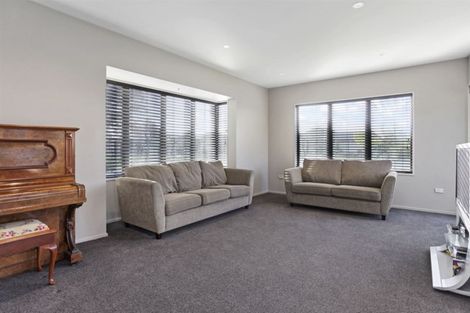 Photo of property in 10 Simms Lane, West Melton, 7618