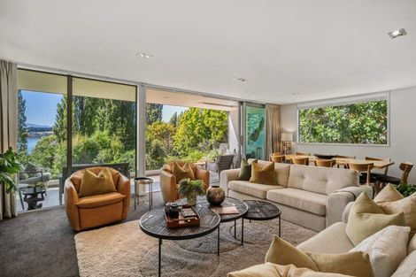 Photo of property in 10 Tapley Paddock, Wanaka, 9305