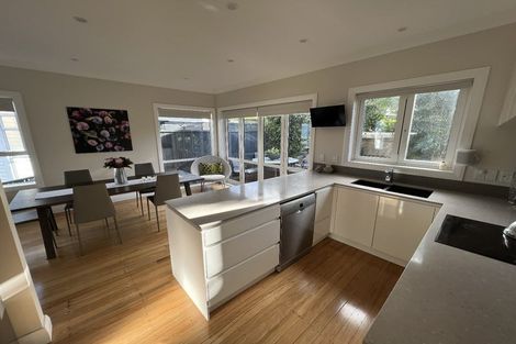 Photo of property in 1 Mandalay Terrace, Khandallah, Wellington, 6035