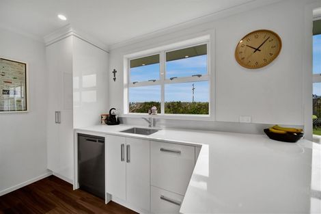 Photo of property in 435 Manawapou Road, Hawera, 4672