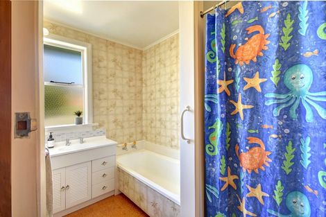 Photo of property in 129 Saint Leonards Drive, Saint Leonards, Dunedin, 9022