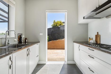 Photo of property in 87b Fairview Avenue, Fairview Heights, Auckland, 0632