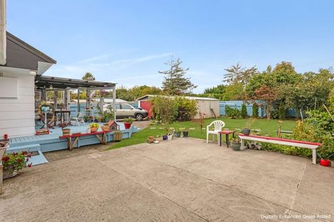 Photo of property in 35 Strathmore Avenue, Levin, 5510