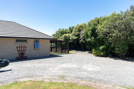 Photo of property in 38 Saint Laurent Way, Ohau, Levin, 5570