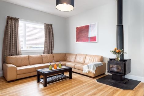 Photo of property in 38 Olliviers Road, Phillipstown, Christchurch, 8011