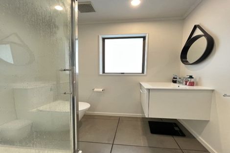 Photo of property in 35b Latitude Close, Whitby, Porirua, 5024