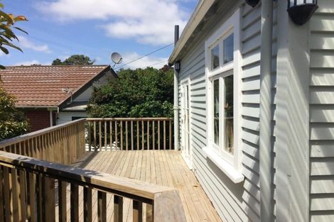 Photo of property in 19 Rothsay Road, Ngaio, Wellington, 6035