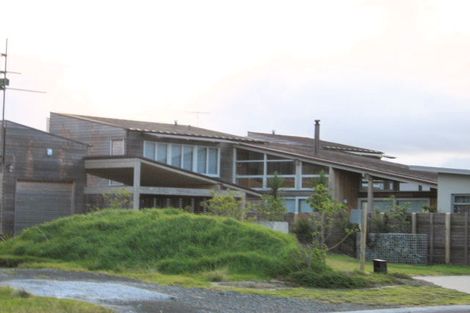 Photo of property in 11 Tuatua Lane, Omaha, 0986