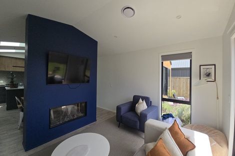 Photo of property in 16 Barn Road, Jacks Point, 9371