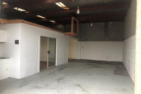 Photo of property in 10 Mana Place, Awapuni, Palmerston North, 4412