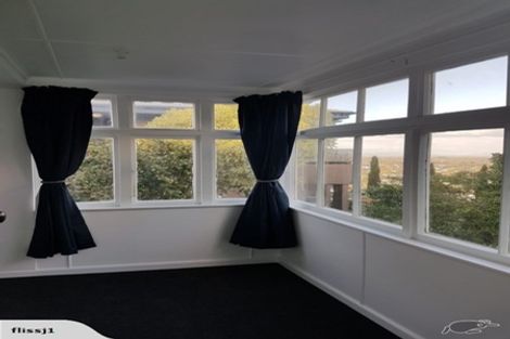 Photo of property in 27-29 Guys Hill Road, Hospital Hill, Napier, 4110