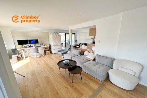 Photo of property in 133 Oreil Avenue, West Harbour, Auckland, 0618