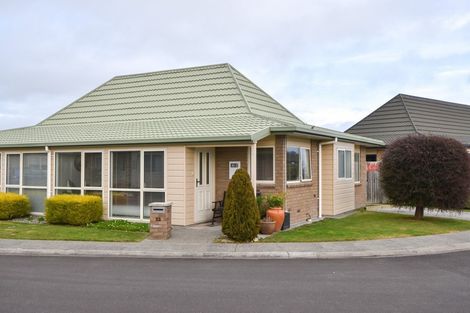 Photo of property in Villa Estate, 52/55 Armstrong Avenue, Carterton, 5713
