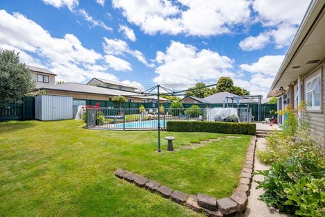 Photo of property in 9 Matthews Crescent, Melville, Hamilton, 3206