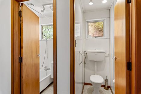 Photo of property in 53 Alexander Road, Raumati Beach, Paraparaumu, 5032