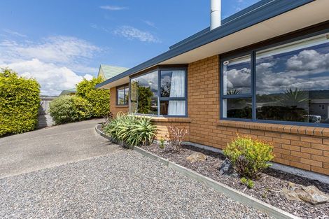 Photo of property in 14 Barrett Drive, Waikanae Beach, Waikanae, 5036