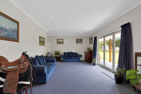Photo of property in 2162 North Eyre Road, West Eyreton, Rangiora, 7475
