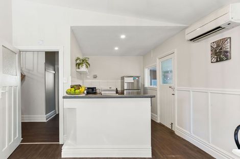 Photo of property in 7 Clive Street, Phillipstown, Christchurch, 8011