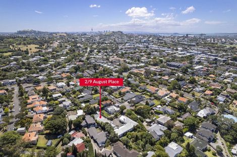 Photo of property in The Stables, 2/9 August Place, Greenlane, Auckland, 1061