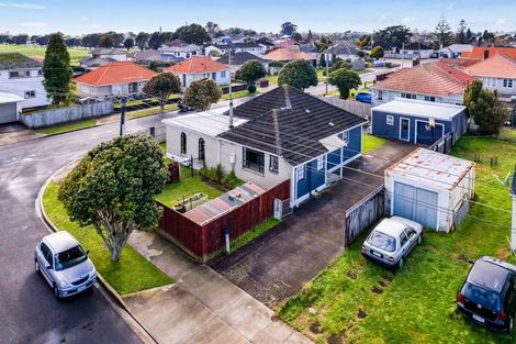 Photo of property in 1 List Street, Welbourn, New Plymouth, 4310