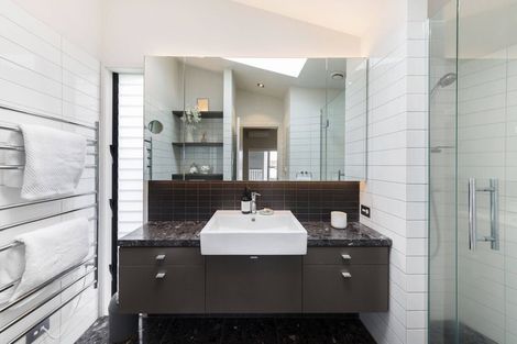 Photo of property in 3 Canterbury Place, Parnell, Auckland, 1052