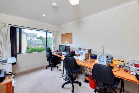 Photo of property in 62 Medallion Drive, Oteha, Auckland, 0632