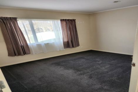 Photo of property in 38 Matipo Road, Te Atatu Peninsula, Auckland, 0610