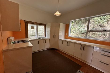 Photo of property in 75 Todman Street, Brooklyn, Wellington, 6021