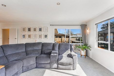 Photo of property in 24b Edward Avenue, Orewa, 0931