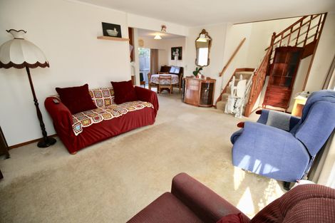 Photo of property in 27 English Street, St Andrews, Hamilton, 3200