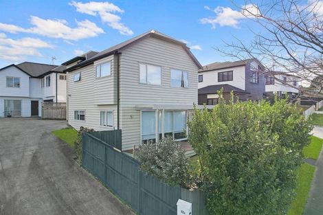 Photo of property in 12 Cairnsvale Rise, Manurewa, Auckland, 2105