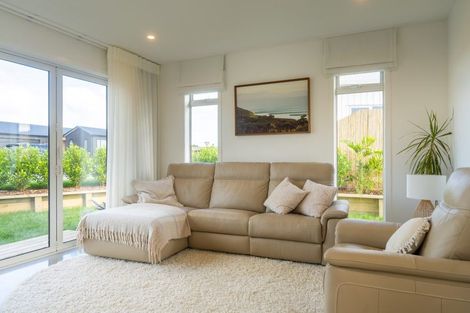 Photo of property in 5 Tunarau Street, Raglan, 3225