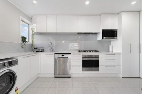 Photo of property in 23 Cherry Tree Place, Massey, Auckland, 0614