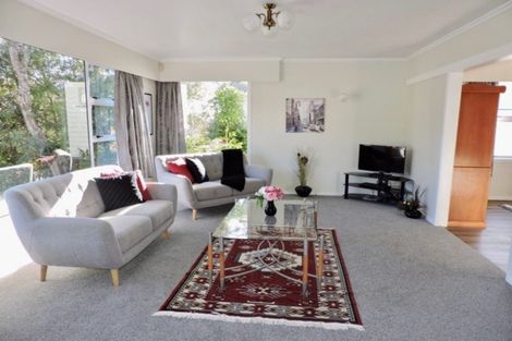 Photo of property in 8 Saint Catherines Terrace, Tawa, Wellington, 5028