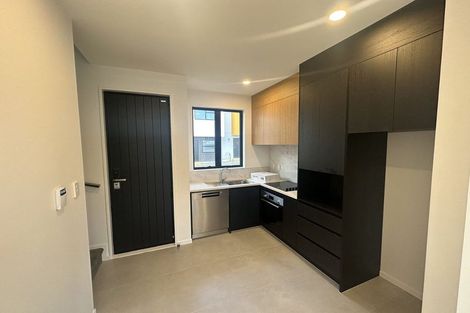 Photo of property in 12/28 Lavelle Road, Henderson, Auckland, 0612