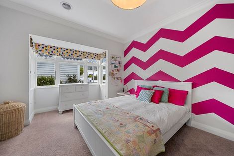 Photo of property in 7 Junction Street, Fairfield, Lower Hutt, 5011