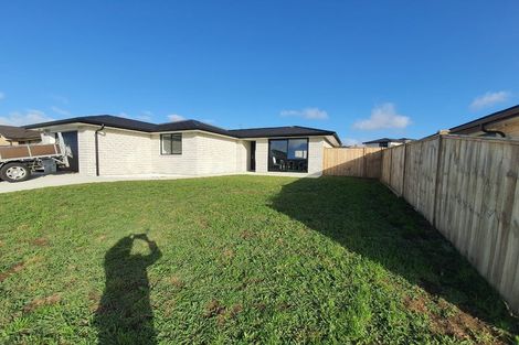 Photo of property in 25 Lippiatt Crescent, Pokeno, 2402