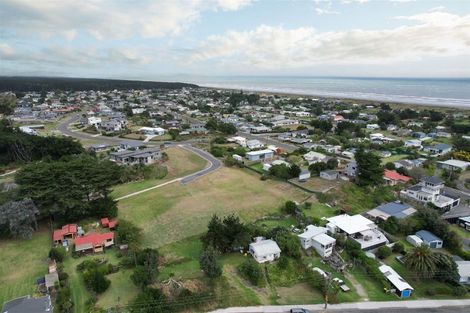 Photo of property in 41 Taonui Street, Waitarere Beach, Levin, 5510