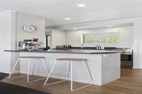 Photo of property in 1/8 Brookfield Road, Te Atatu Peninsula, Auckland, 0610