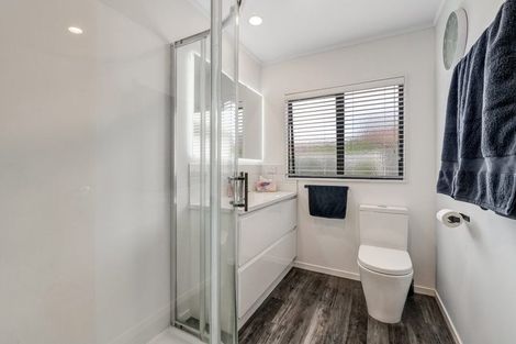 Photo of property in 75 Maygrove Drive, Orewa, 0931