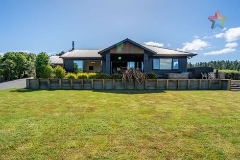 Photo of property in 13 Mount Marua Way, Timberlea, Upper Hutt, 5018