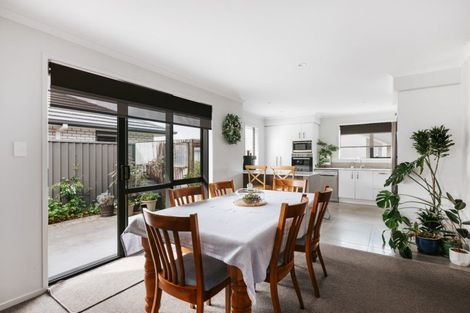 Photo of property in 24 Taffe Crescent, Pyes Pa, Tauranga, 3112