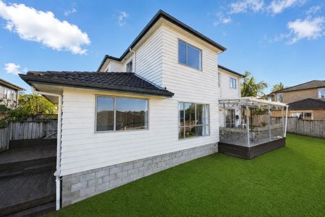 Photo of property in 11 Tekapo Rise, Fairview Heights, Auckland, 0632