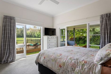 Photo of property in 11 Golf Road, Whitianga, 3591