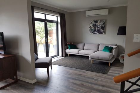 Photo of property in 14 Trecarne Street, Karaka, Papakura, 2113