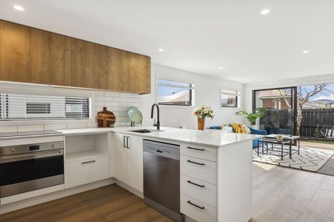 Photo of property in 67c Royal Crescent, Saint Kilda, Dunedin, 9012