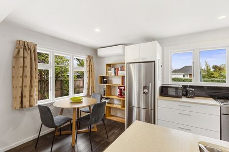 Photo of property in 29 Liverton Crescent, Bishopdale, Christchurch, 8053