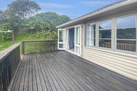Photo of property in 3 Montgomery Avenue, Karori, Wellington, 6012