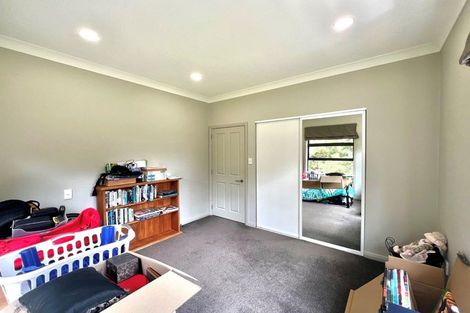 Photo of property in 77 Paremoremo Road, Lucas Heights, Auckland, 0632